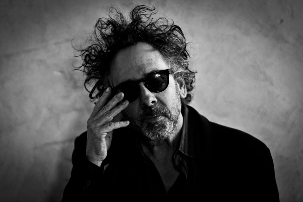 Tim Burton chega à BH com uma exposição inspirada no cineastra, que construiu um legado importante com famosos filmes.
