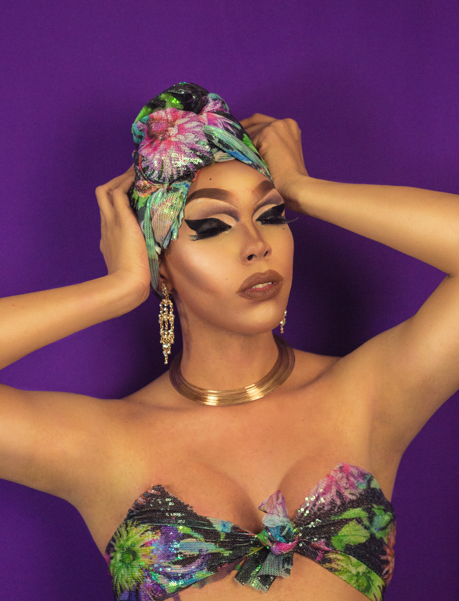 modelo; bettie adams