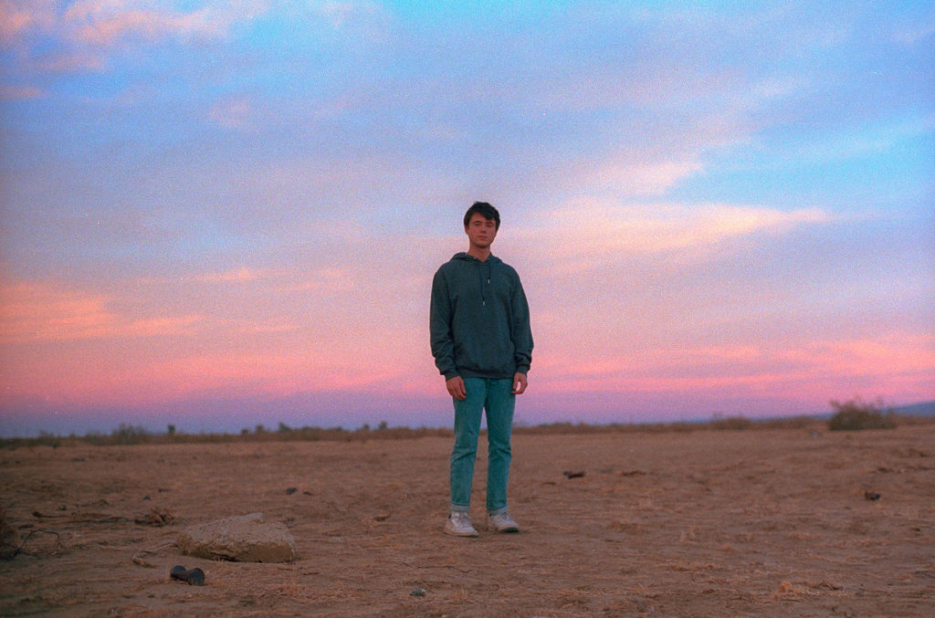 Alec Benjamin lança sua primeira mixtape, 
