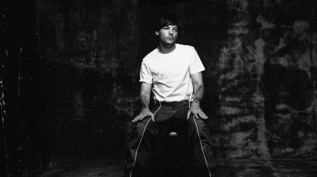 Em seu primeiro disco solo, Louis Tomlinson entrega um álbum sólido, apostando em composições que narram diferentes épocas de sua vida.