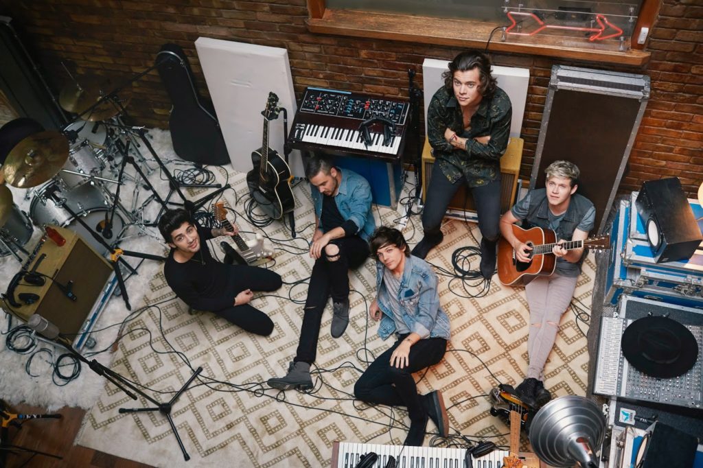 One Direction comemora 10 anos de criação do grupo, uma das maiores boybands da história, com conteúdos inéditos para os fãs.